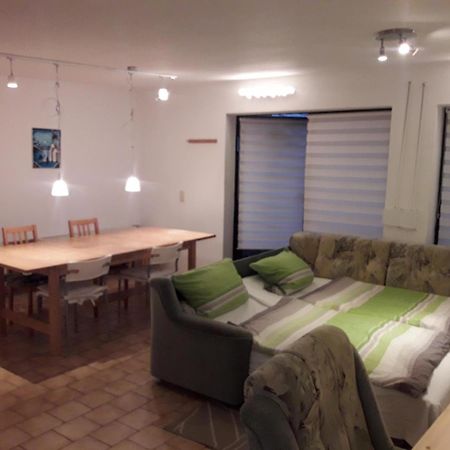 Kleine Ferienwohnung Am Stadtrand Von ライプツィヒ エクステリア 写真