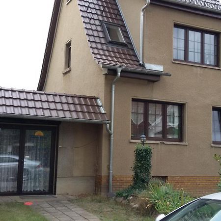 Kleine Ferienwohnung Am Stadtrand Von ライプツィヒ エクステリア 写真
