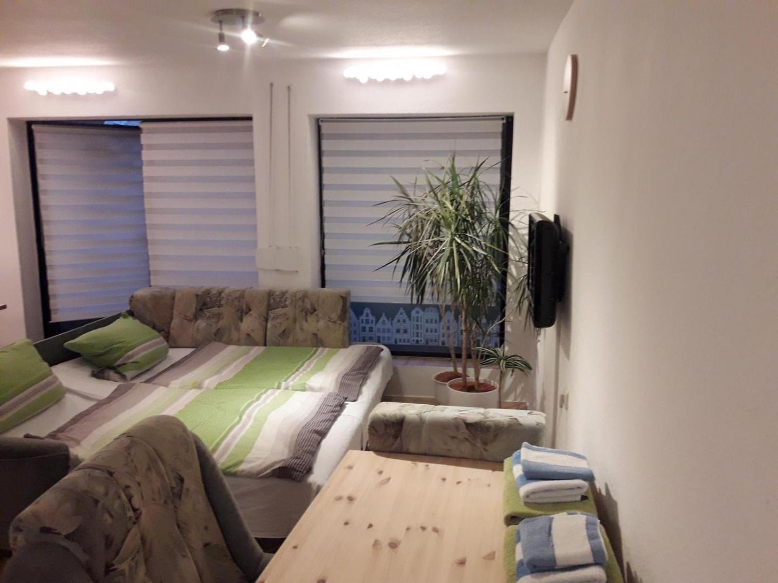 Kleine Ferienwohnung Am Stadtrand Von ライプツィヒ エクステリア 写真