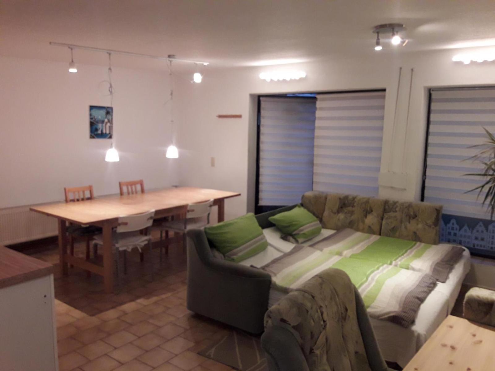 Kleine Ferienwohnung Am Stadtrand Von ライプツィヒ エクステリア 写真